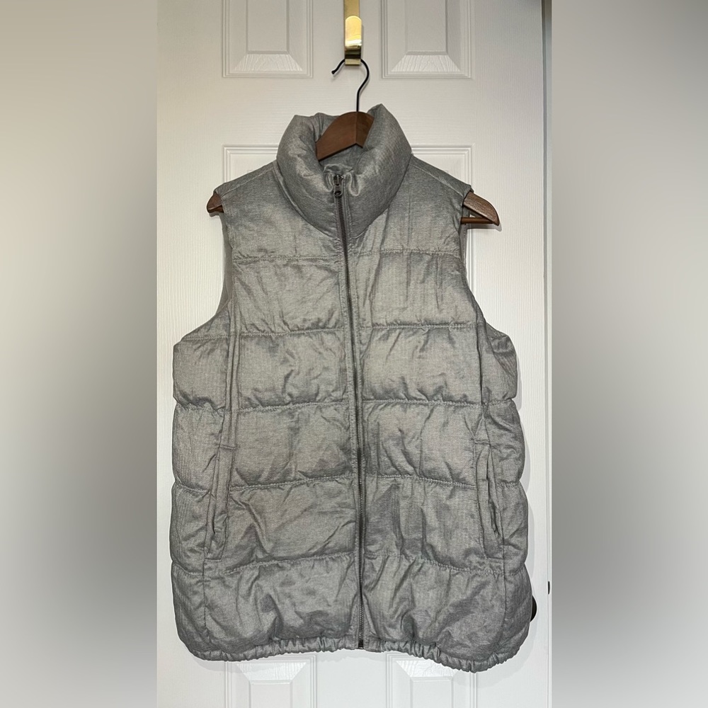 Old Navy maternity puff vest